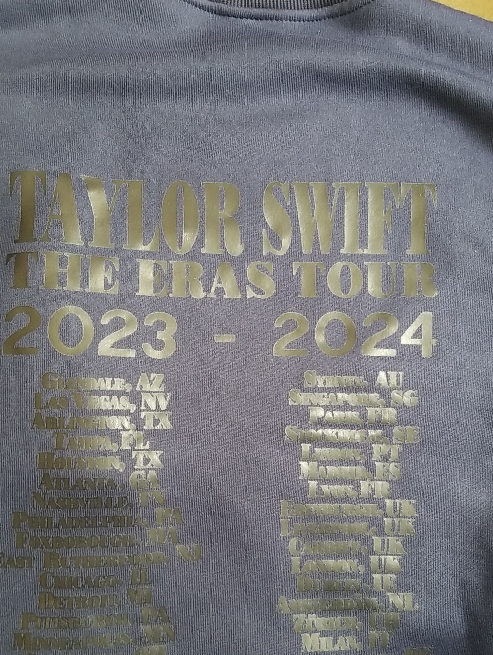 Taylor Swift The Eras Tour Crewneck Navy Sweatshirt - Picture 8 of 10